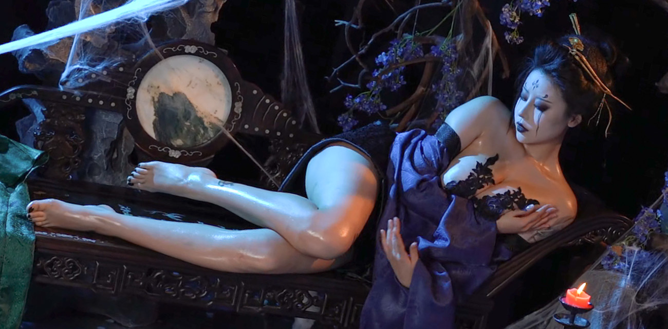 推特顶流网红 奈汐酱nice 福利作品合集 诱人胴体曲线火辣 吊钟巨乳充满极致诱惑！
