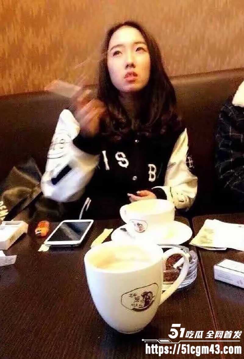 知名女星 孟美岐 知三当三冲顶热搜 偷情歌手陈令韬 调情约炮聊天记录堪称炸裂