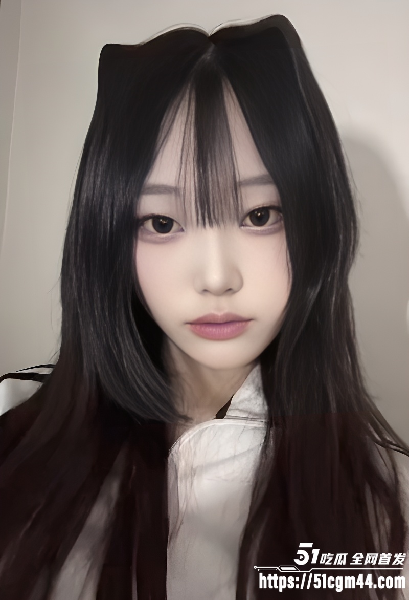 日系网美 Yn 情侣泄密 露脸骑乘美乳诱人 白虎嫩穴被无套开发