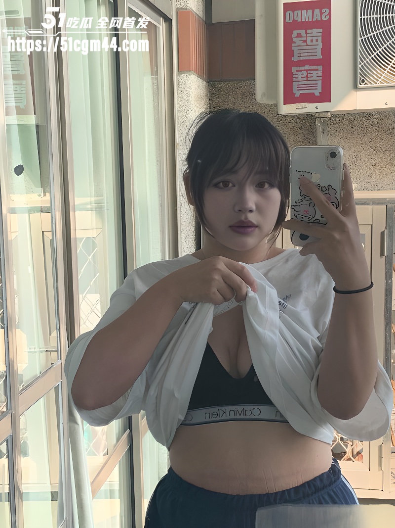 巨乳前女友 黄雅婷 自拍视频 木瓜般大奶狂揉吸睛 激情自慰猛插骚穴！