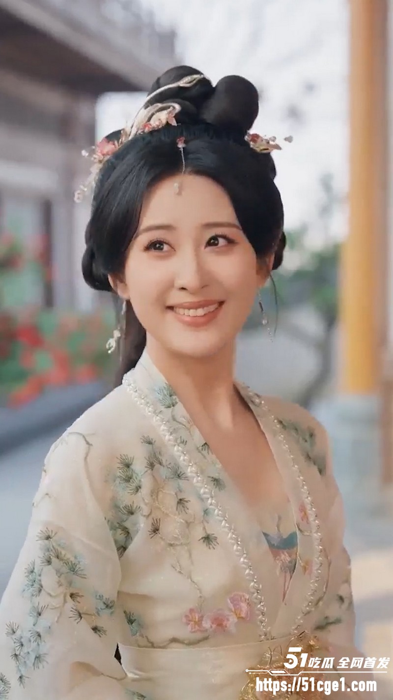 热播短剧《反派族长开局觉醒神魔体》曹涅夺天赋杀母仇 逆袭碾压气运之子！
