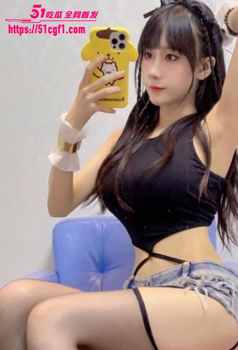 传奇起号王 纯欲女神 奶瑶妹妹 多号同脸被扒 擦边狂揽千万粉丝