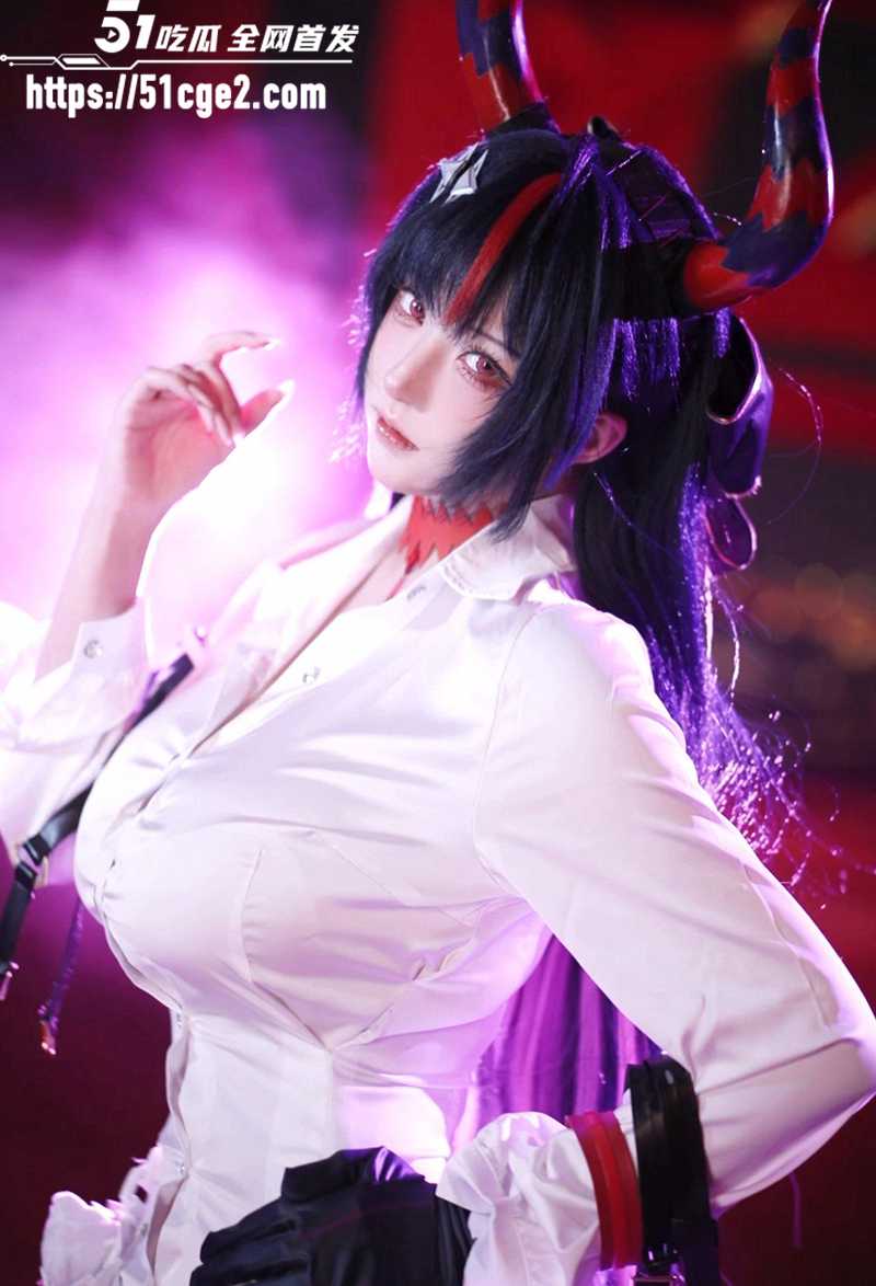 奶霸美女coser 菌烨 福利合集 千幻造型可欲可甜 抖奶裸舞跳进男人心房