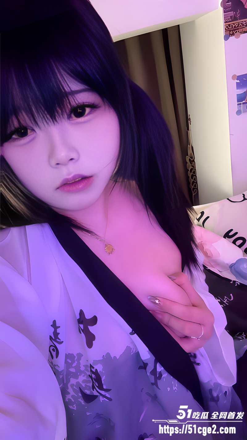 抖音网红 幸酱 大尺度自慰福利 怼镜掰穴玩弄美鲍 震动棒猛插嫩穴浪叫不停！